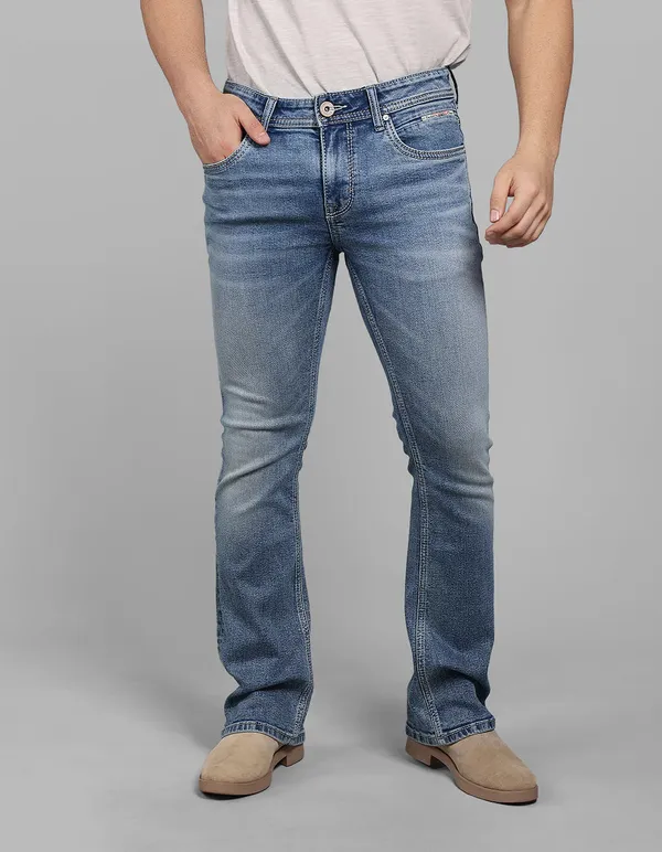 Rookies_Med_Blue_Mid_Rise_Loose_Boot_Leg_Stretch_Jeans_Med_Blue