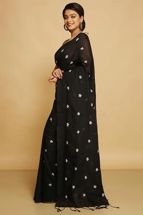 Black_Shiuli_Embroidery_Cotton_Saree