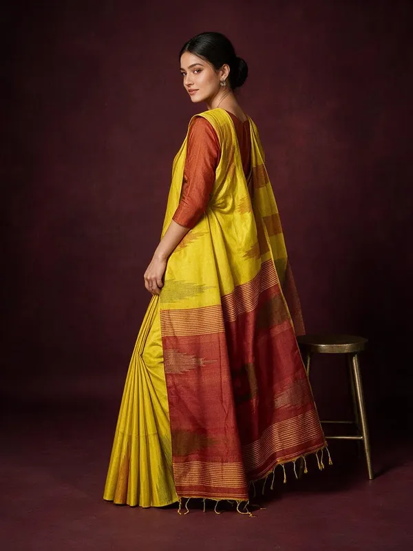 Yellow_Self_Design_Handloom_Cotton_Silk_Saree