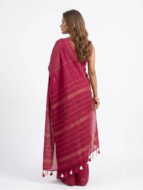 Red_Khesh_Cotton_Saree_For_Women