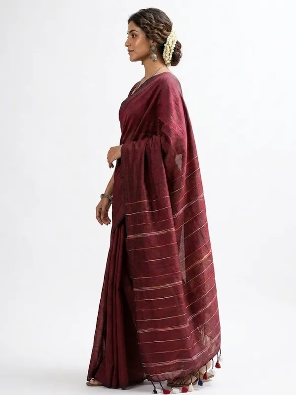 Maroon_Khesh_Cotton_Saree_For_Women