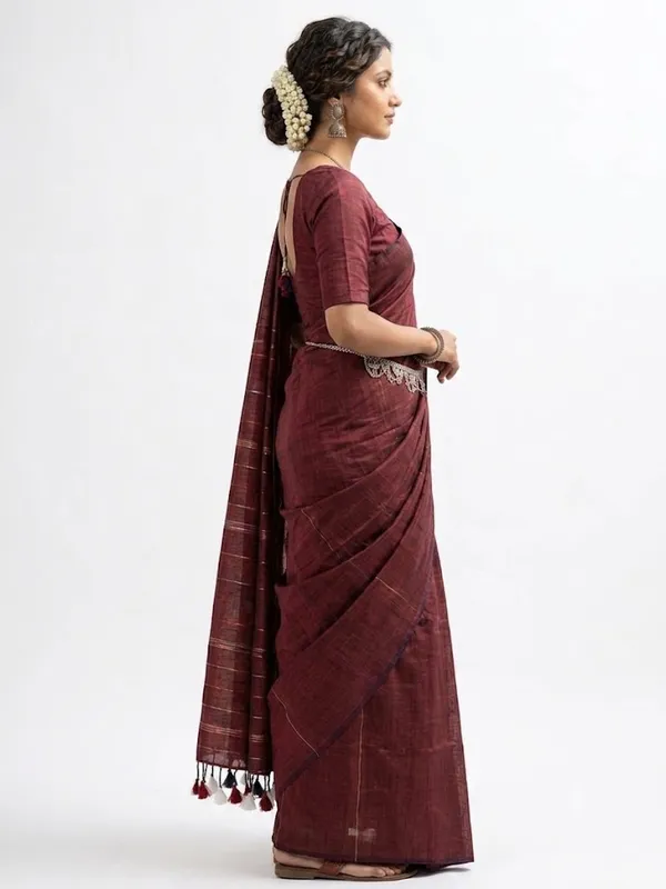 Maroon_Khesh_Cotton_Saree_For_Women
