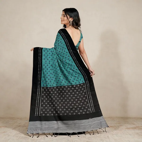 Sky_Blue_Sambalpuri_Ikat_Cotton_Saree