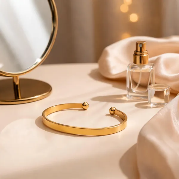 Strivora_Aurora_Gold_Cuff_Bracelet_Default_Title