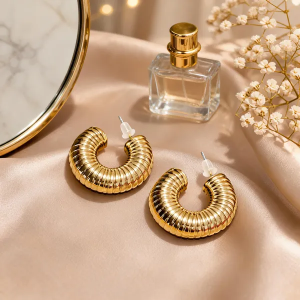 Ribelle_Gold_Ribbed_Hoop_Earrings_Chunky_Textured_Statement_Earrings_Default_Title