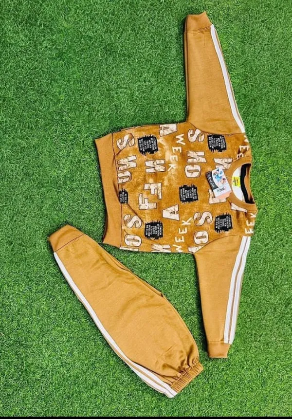 Mustard_Hosiery_Printed_Regular_Fit_Tracksuit_For_Kids