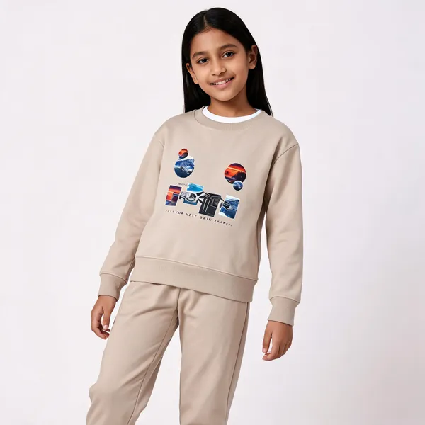 Beige_Cotton_Graphic_Sweatshirt_Jogger_Set_For_Kids