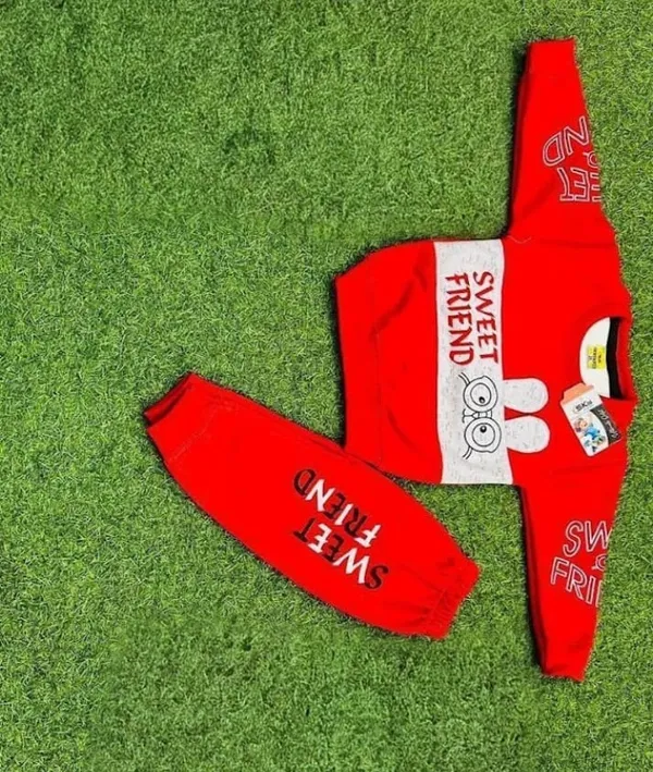 Red_Hosiery_Printed_Sweatshirt_Pants_Suit_For_Kids