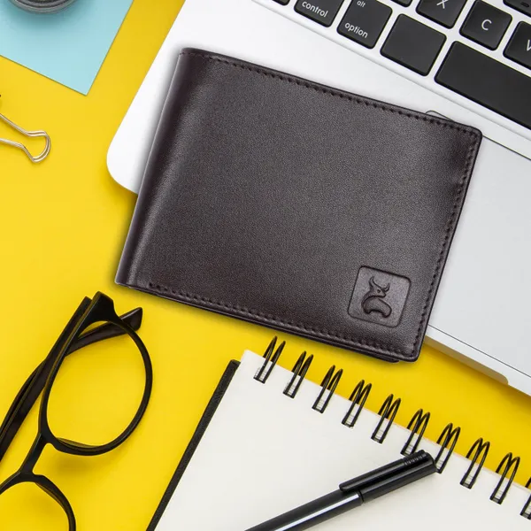 Dark_Burgandy_Leather_Bifold_Wallet_For_Men