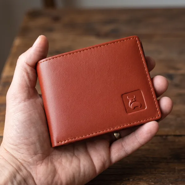 Tan_Leather_Bi-Fold_Wallet_for_Men