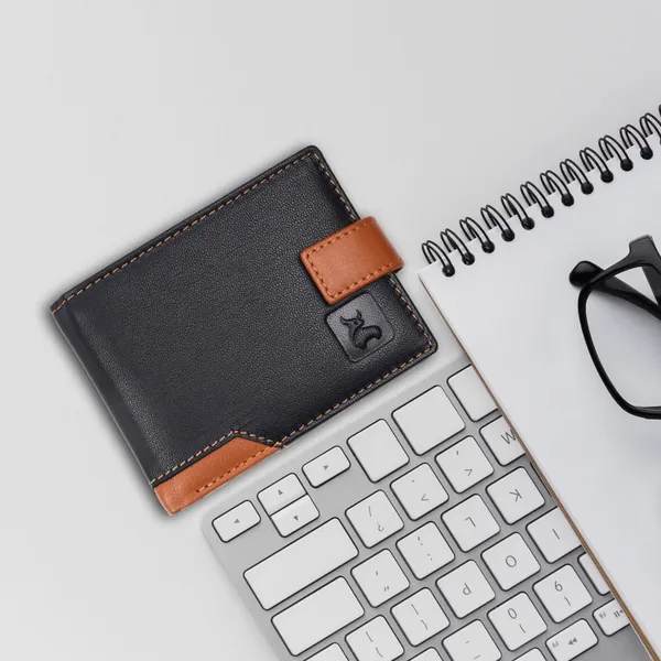 Black-Tan_Leather_RFID_Bi-Fold_Wallet_for_Men