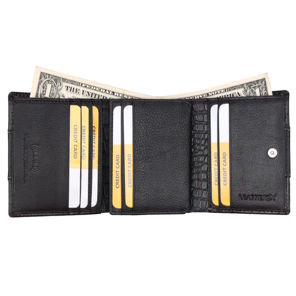 Black-Black_Textured_Leather_Bifold_Wallet_for_Men