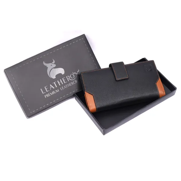 Black-Tan_Leather_Bifold_Wallet_for_Women