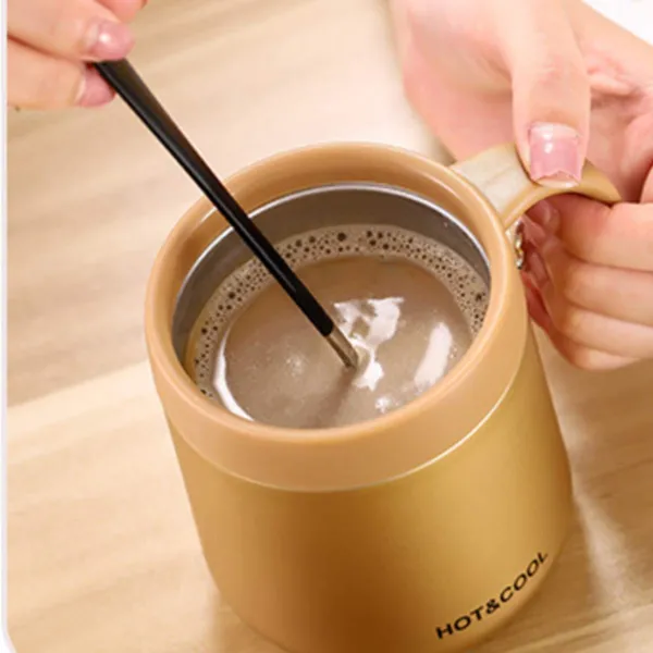 Stainless_Steel_Insulated_Mug_With_Handle_And_Lid