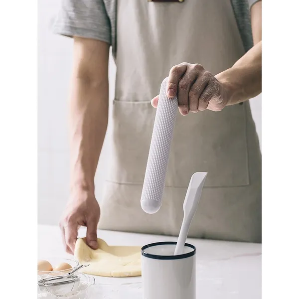 Plastic_Rolling_Pin