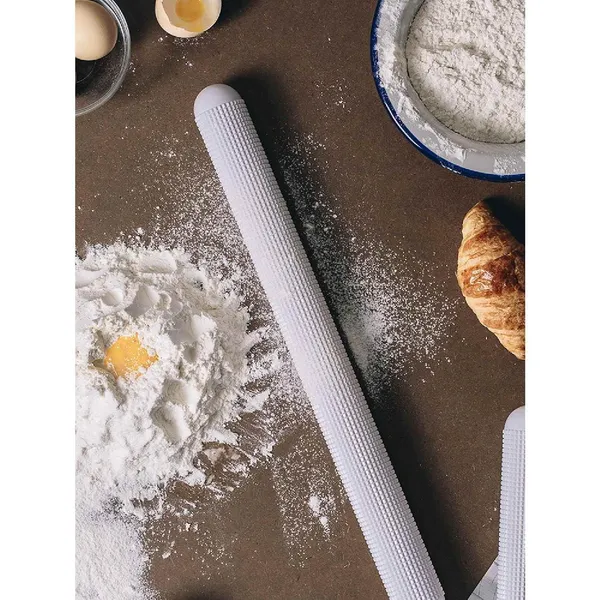 Plastic_Rolling_Pin