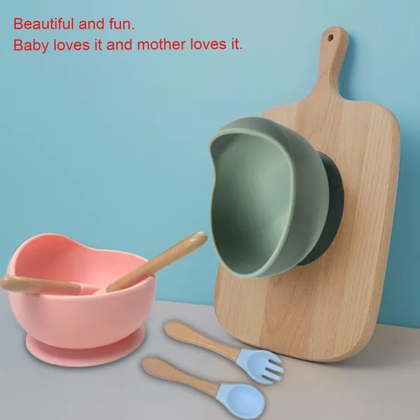 Baby_Silicone_Feeding_Bowl_With_Wooden_Spoon