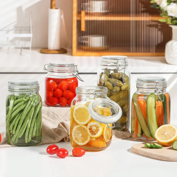 Glass_Airtight_Storage_Canister_With_Wire_Clip