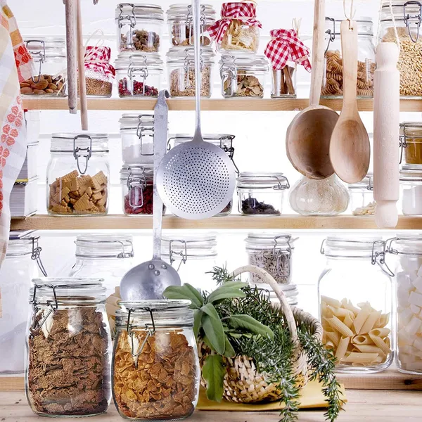 Glass_Airtight_Storage_Jar_With_Wire_Clip