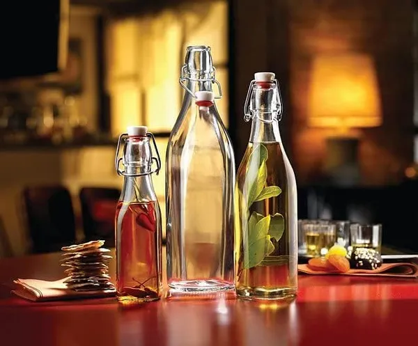 Swing_Top_Glass_Beer_Bottle
