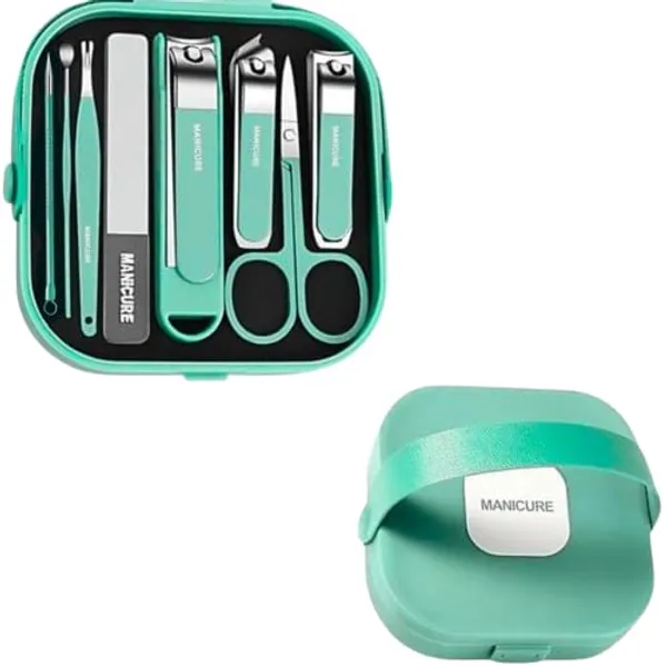 Manicure_Set_With_Nail_Clippers