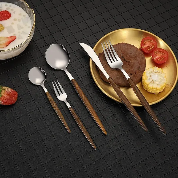 Stainless_Steel_Cutlery_Set_With_Wooden_Handle