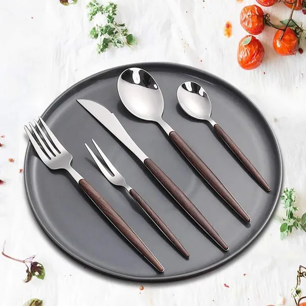 Stainless_Steel_Cutlery_Set_With_Wooden_Handle