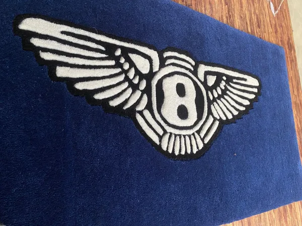 Bentley_Flying_Rug_Top_1_Handtufted_Luxury_Carpet_For_Home_Decor