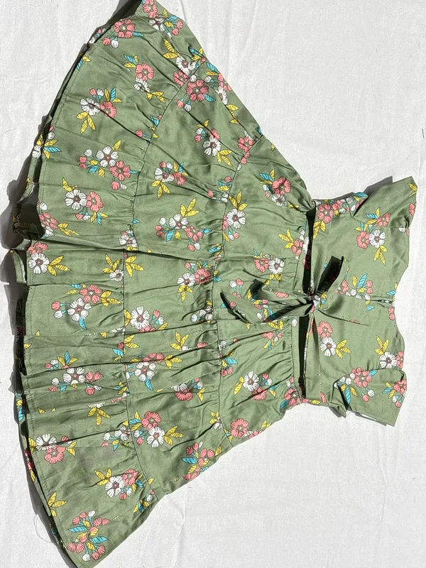 Green_Floral_Printed_Flared_Dress_for_Girls