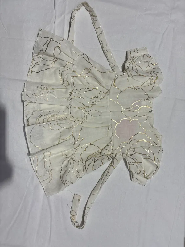 White_Floral_Print_Puff_Sleeve_Crop_Top_for_girls