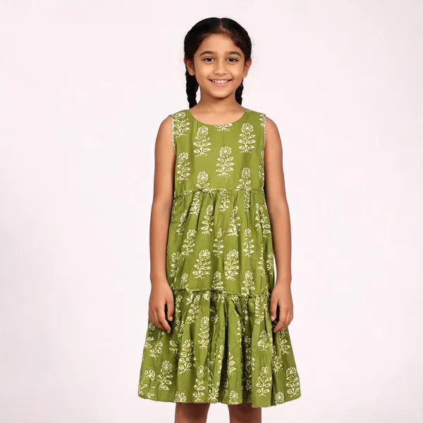 Green_Printed_Tiered_Dress_For_Girls