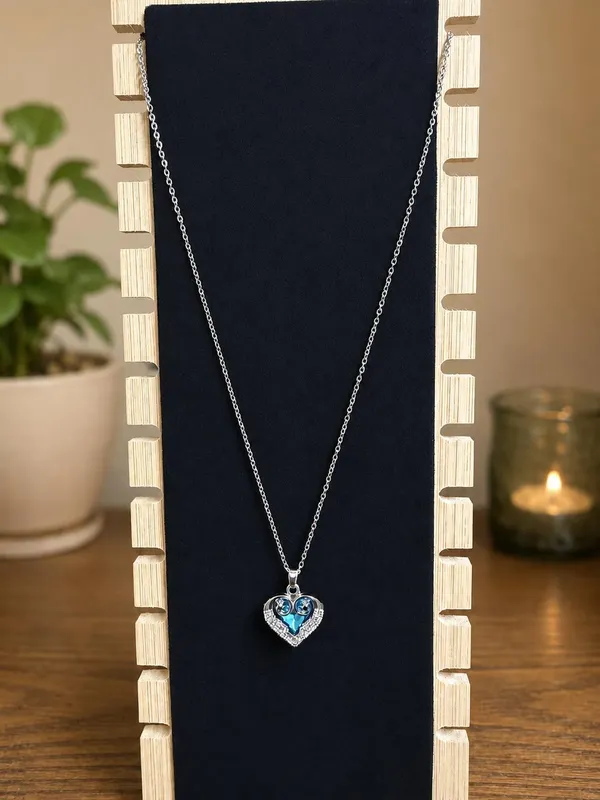 Silver-Tone_Heart_Pendant_Necklace_for_Women
