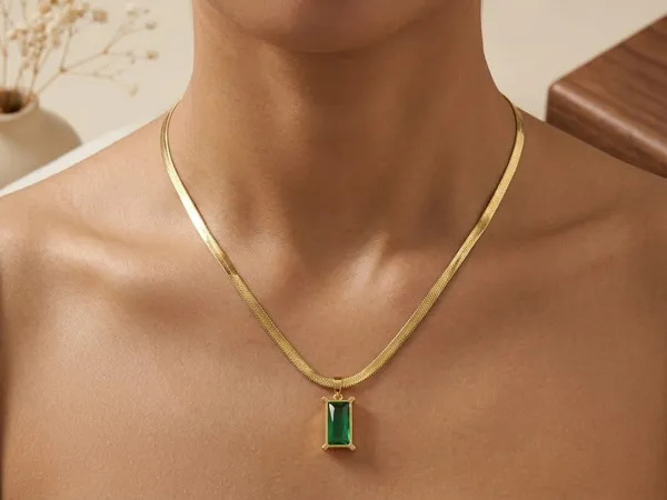 Gold_Tone_Green_Pendant_Necklace_for_Women