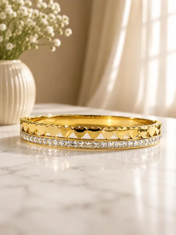 Gold_Heart_Pattern_Decorative_Round_Tray
