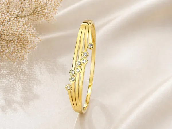 Gold_Tone_Stone_Studded_Bangle_for_Women