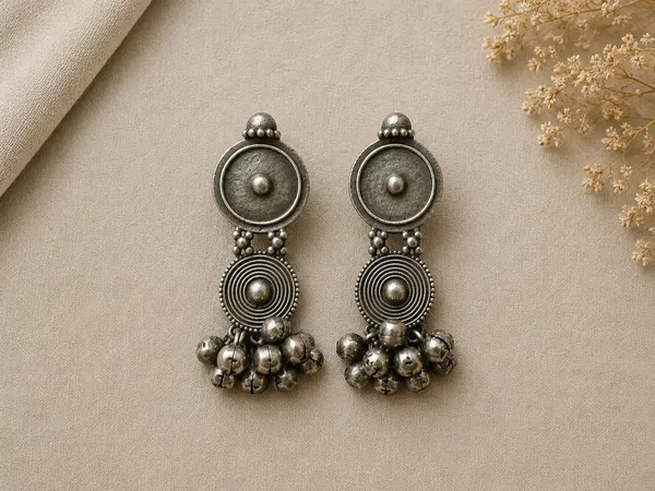 Silver_Oxidised_Dangle_Earrings_for_Women