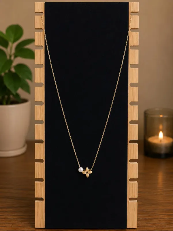Gold_Tone_Floral_Pendant_Necklace_for_Women