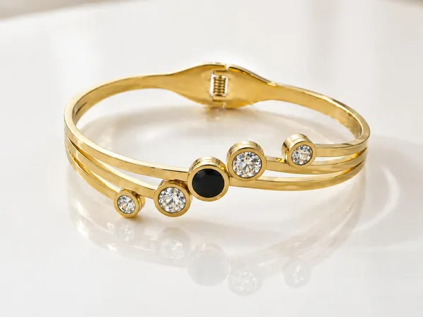 Gold_Tone_Stone_Studded_Bangle_for_Women