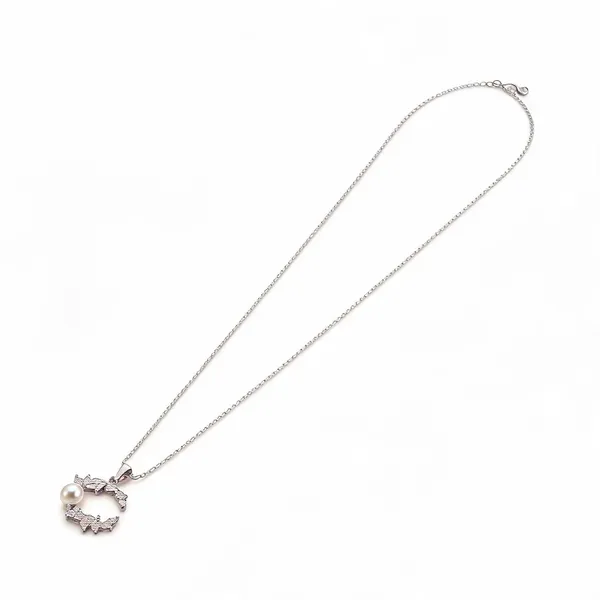 Silver_Stainless_Steel_Floral_Pendant_Necklace_For_Women