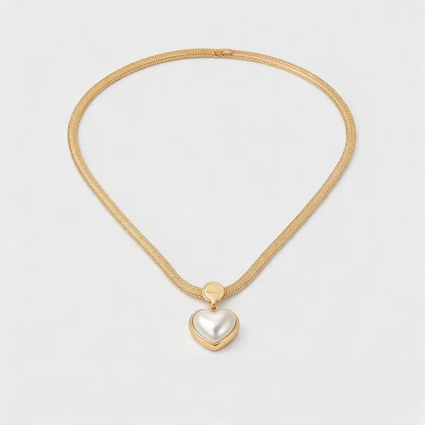 Gold_Stainless_Steel_Heart_Pendant_Necklace_For_Women