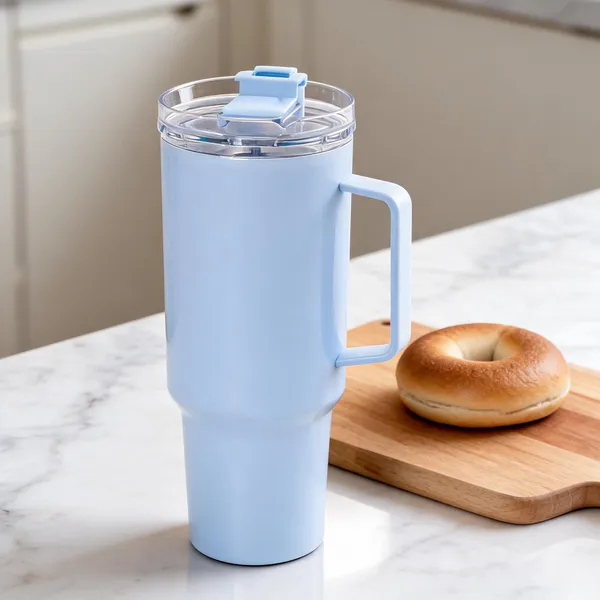 Light_Blue_Plastic_Lidded_Tumbler_Mug_With_Handle