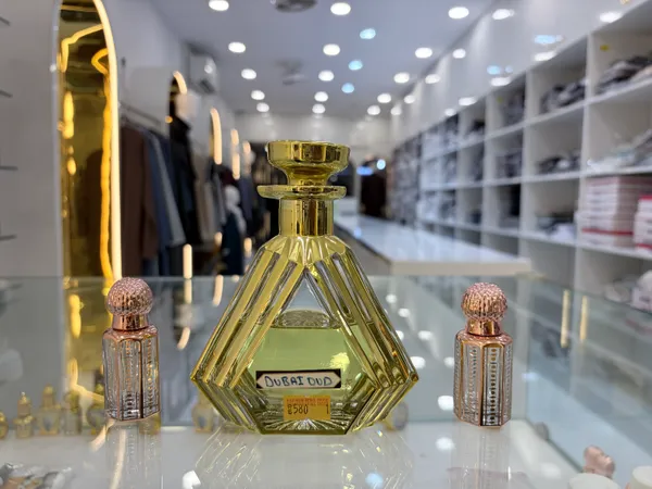 Oud_Amber_Musk_Attar