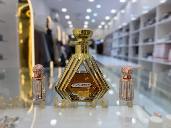 Shamama_Sandalwood_Attar