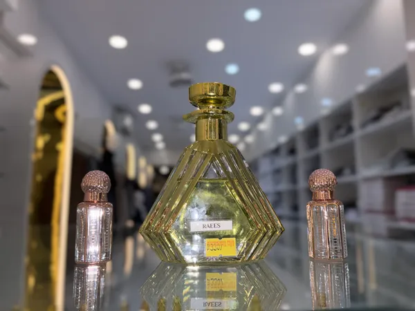 Amber_Woody_Musk_Attar