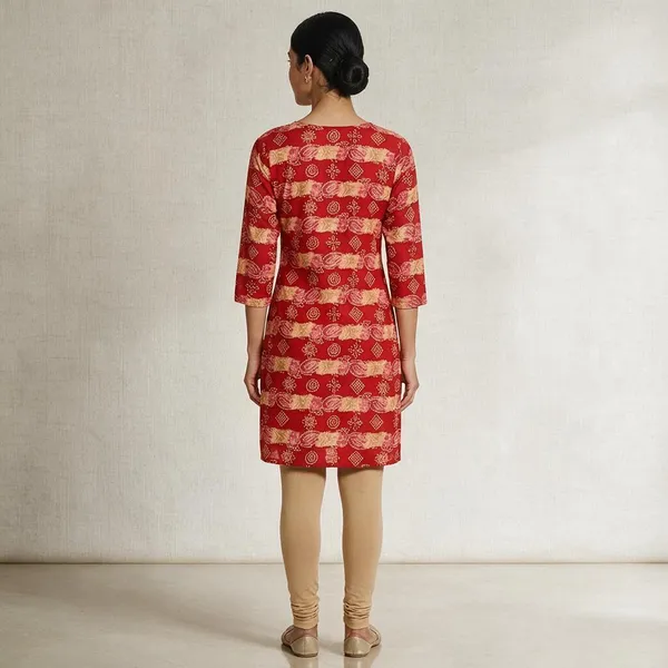 Avasthita_Women_Printed\_Striped\_Geometric_Print\_Paisley_Straight_Kurta_(Red\_Gold)