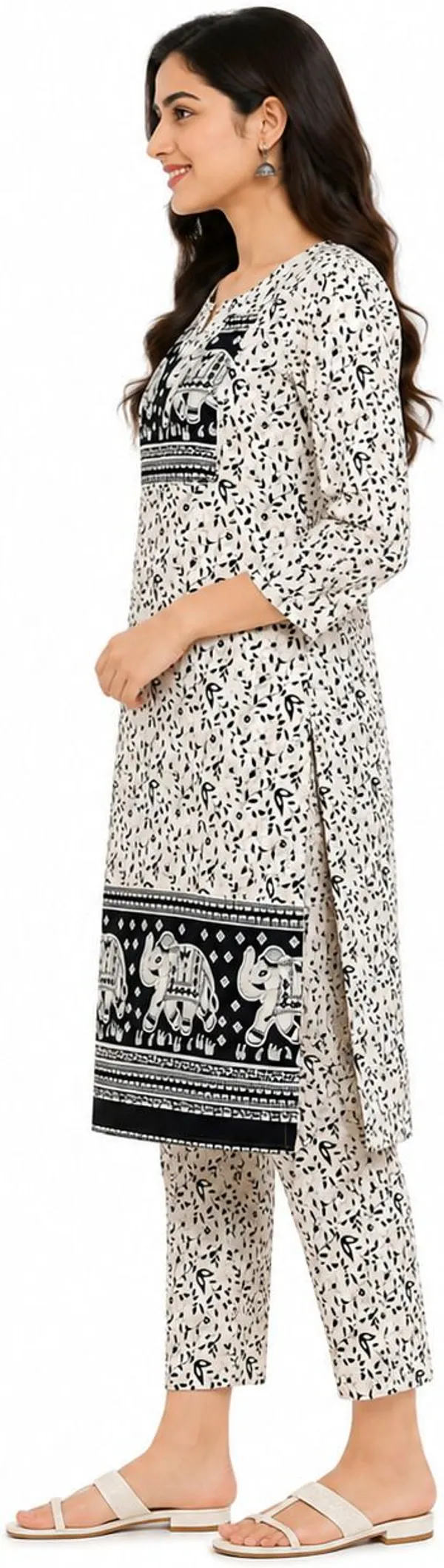 avasthita_Women_Printed\_Floral_Print\_Animal_Print_Straight_Kurta_(Grey\_Multicolor\Black)