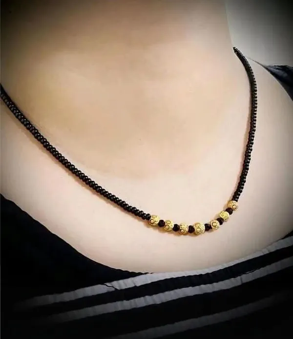 Black_Beaded_Traditional_925_silver_22k_gold_plated_beads_Mangalsutra