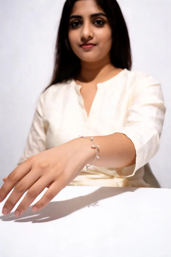 Silver_Sterling_Silver_Pearl_Charm_Bracelet_For_Women