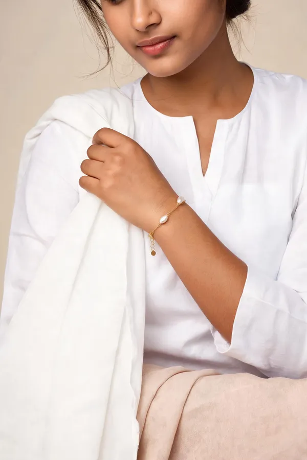 Gold_Sterling_Silver_Pearl_Accent_Chain_Bracelet_For_Women
