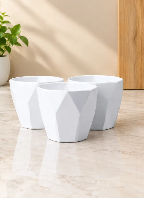 Set_of_3_White_8_Inch_Plastic_Decorative_Pot
